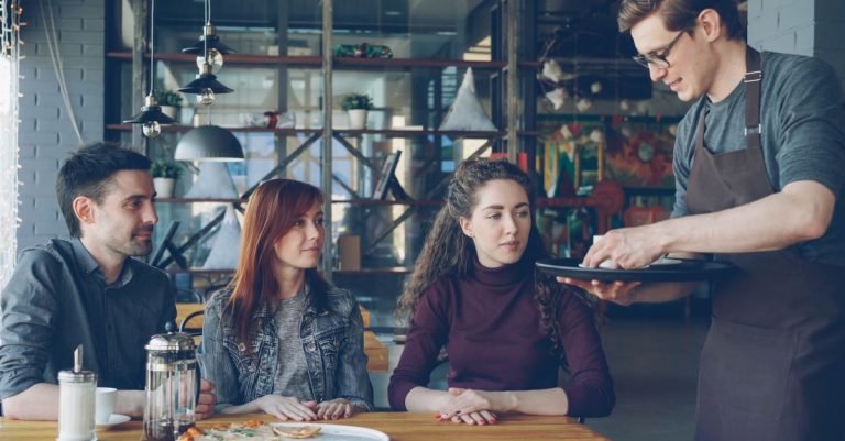 améliorez la satisfaction et la fidélité de vos clients grâce à une expérience client exceptionnelle et personnalisée.
