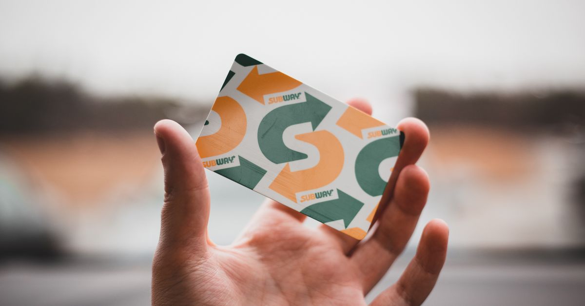 découvrez notre carte de tickets repas, une solution pratique et flexible pour vos pauses déjeuner, acceptée dans de nombreux restaurants et commerces alimentaires.